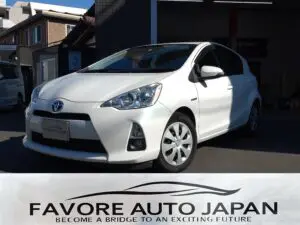 トヨタ アクア グレードS 平成26年式 - 【公式】株式会社ファボーレ